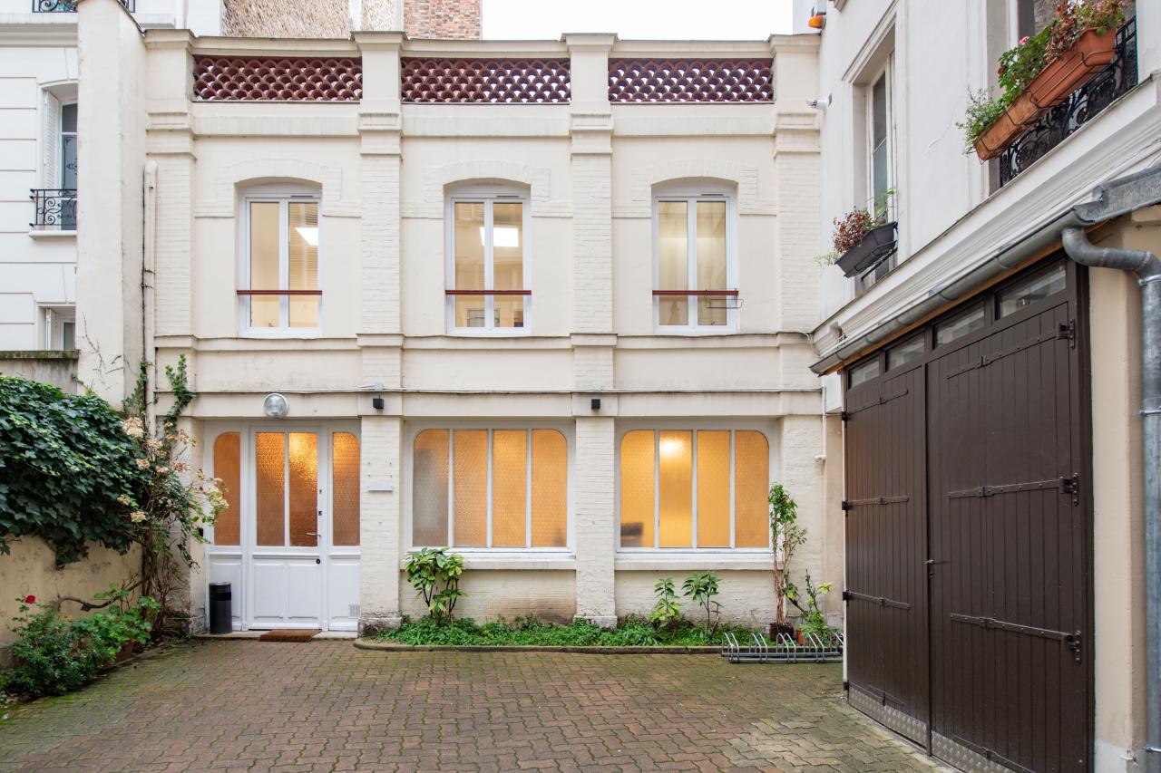 Bureau Paris 130m² Location bureau Paris OLBUR2427915 1